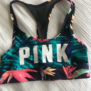 VS PINK sports bra NWOT